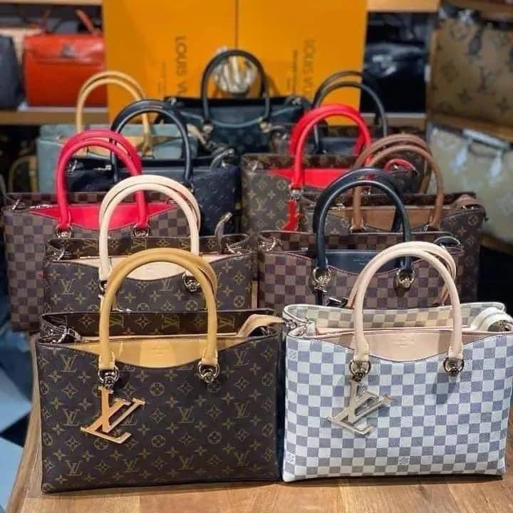 Branded Ladies Hand bags 200 pieces per pallet - Image 6