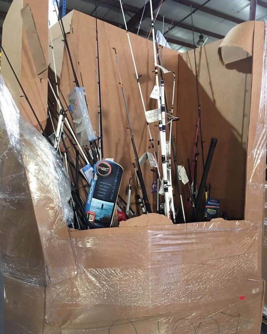 Fishing Equipment Pallets ( 200 pieces) - Image 9