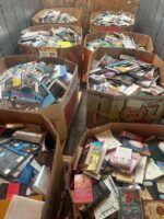 Mixed Books Pallets (900-1000 books per pallet) - Image 5