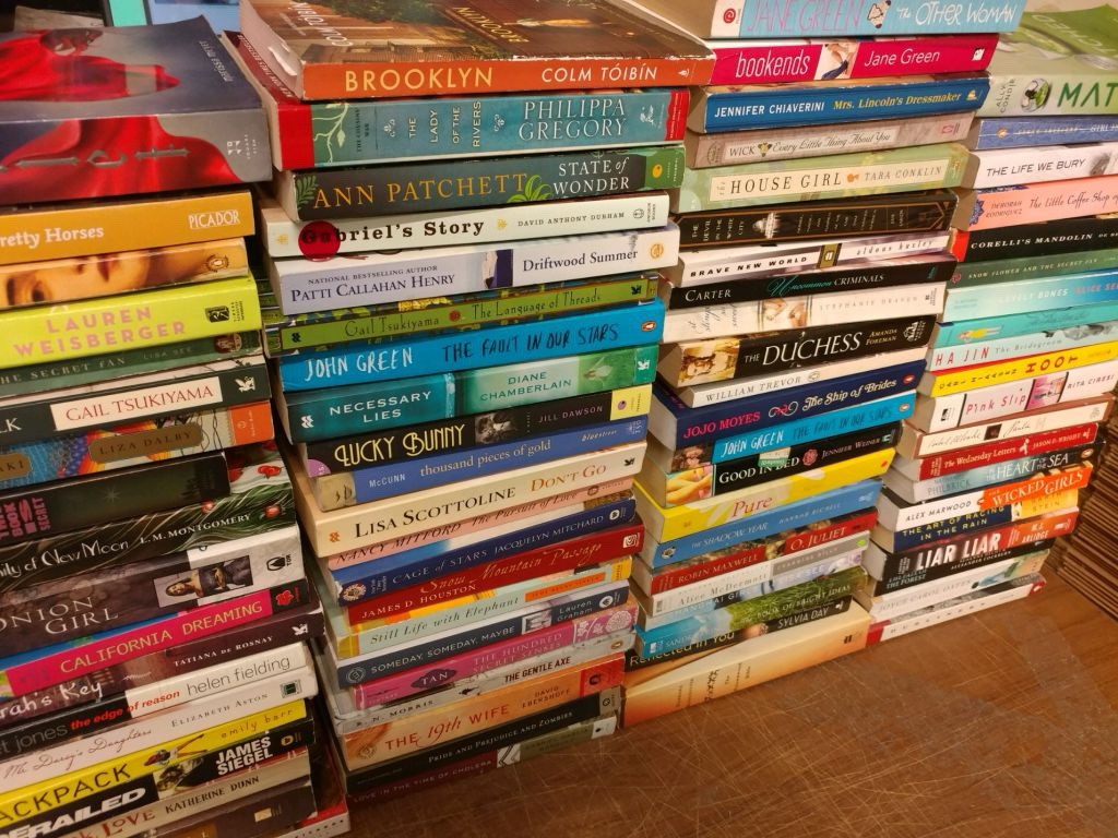 Mixed Books Pallets (900-1000 books per pallet) - Image 3