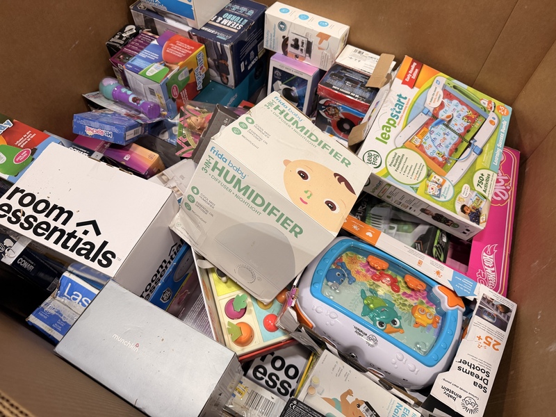 TGT Electronics Truckload - Image 8